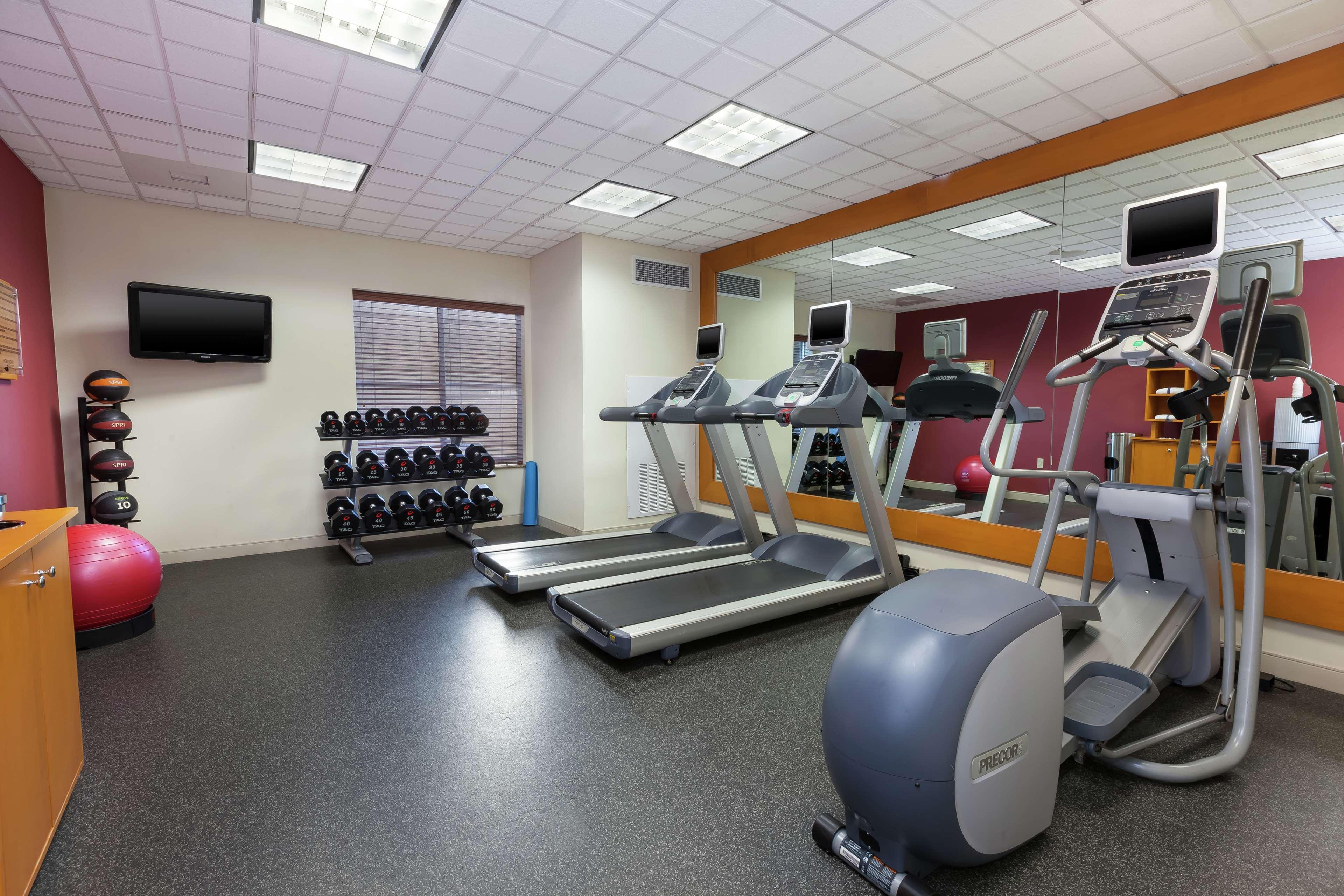 Homewood Suites By Hilton Chesapeake - Greenbrier Eksteriør billede